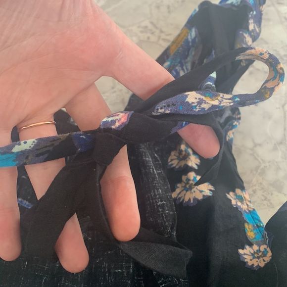 Free People Summer in Tulum Tunic black linen tunic XS sleeveless ruffle - Picture 8 of 10